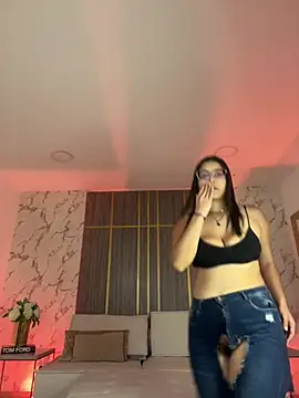 Dollar-girl online show from March 2026 02:10:01 PM