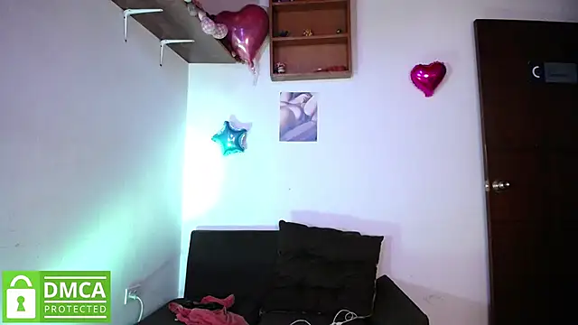 Snapshot of Mr_MrsCurie chatting on January 2025 10:26:01 PM Mr MrsCurie online show from January 2025 10:26:01 PM