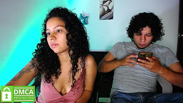 Snapshot of Mr_MrsCurie chatting on February 2025 01:44:02 AM Mr MrsCurie online show from February 2025 01:44:02 AM