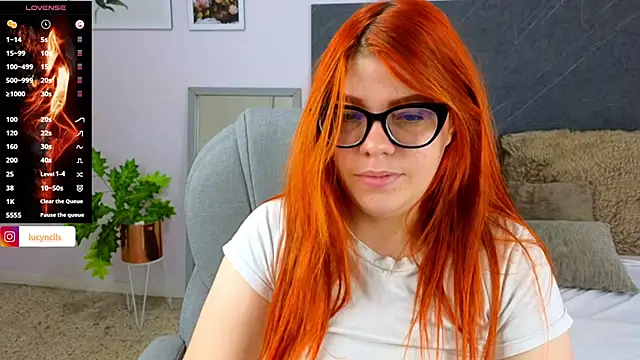 lucie nicolls online show from December 2024 10:43:02 PM