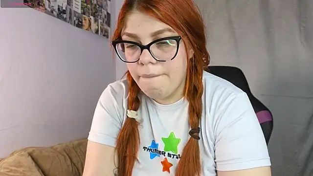 lucie nicolls online show from February 2025 07:49:01 PM