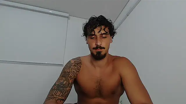 milkoffe online show from February 2026 09:55:02 PM