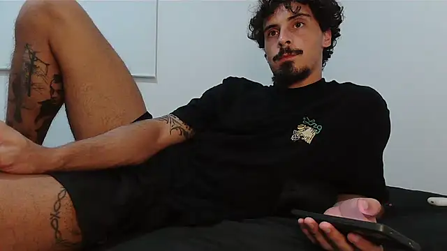 milkoffe online show from March 2026 01:09:01 AM