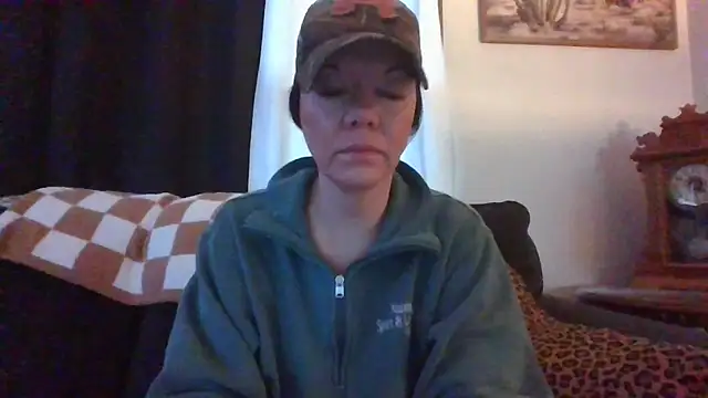 SidneyRaee online show from January 2026 06:44:01 PM