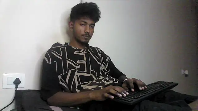 just fucks online show from October 2025 09:04:01 PM