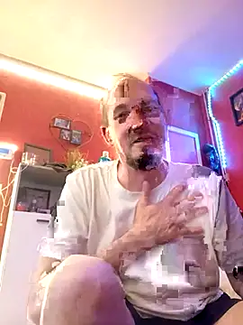 Denislamalice34 online show from April 2026 08:21:01 PM