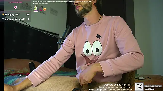 Snapshot of just_maxii chatting on February 2025 01:44:01 AM just maxii online show from February 2025 01:44:01 AM