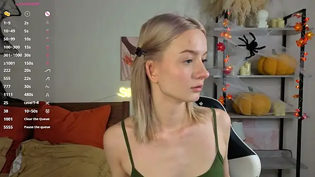 IdaValenti online show from November 2025 11:04:02 PM