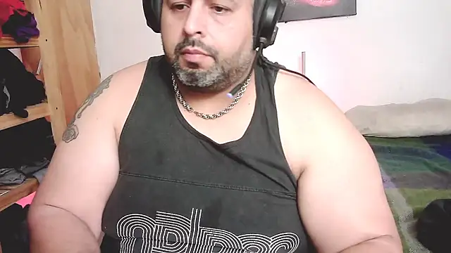 Snapshot of rodrix54 chatting on November 2025 02:28:02 AM rodrix54 online show from November 2025 02:28:02 AM