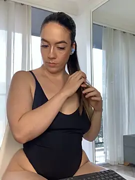 Snapshot of ImAlicee chatting on February 2025 10:01:01 PM ImAlicee online show from February 2025 10:01:01 PM