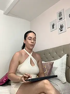 Snapshot of ImAlicee chatting on November 2025 10:10:02 PM ImAlicee online show from November 2025 10:10:02 PM