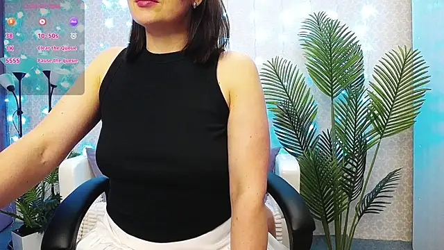 Snapshot of Camelia_Lillie chatting on November 2025 03:17:01 AM Camelia Lillie online show from November 2025 03:17:01 AM