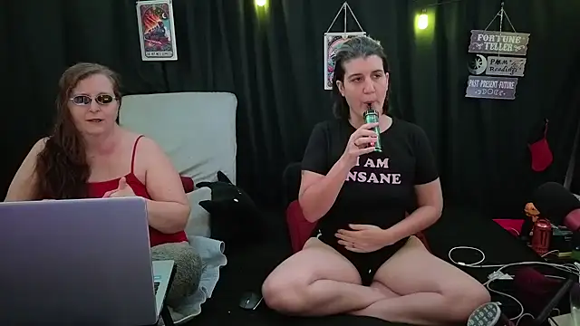 Sexy Mama-69 online show from November 2025 05:35:02 PM