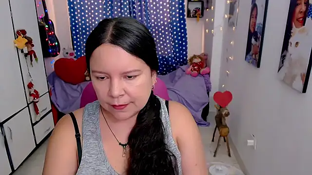 claryssa  online show from February 2026 09:43:01 PM