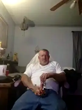 bigdoog8 online show from March 2026 10:58:01 PM