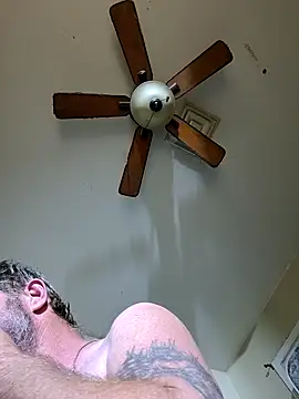 Hugebwc102 online show from October 2025 06:45:01 AM