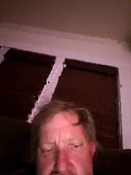 Hugebwc102 online show from February 2026 11:28:02 AM