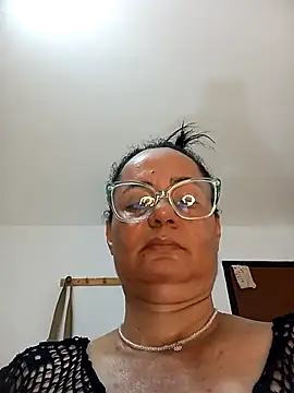 Snapshot of Eunice73 chatting on December 2024 12:23:01 AM Eunice73 online show from December 2024 12:23:01 AM