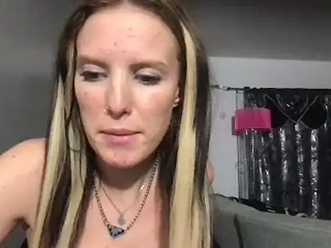 Snapshot of kittycatkendra chatting on February 2025 01:52:01 AM kittycatkendra online show from February 2025 01:52:01 AM