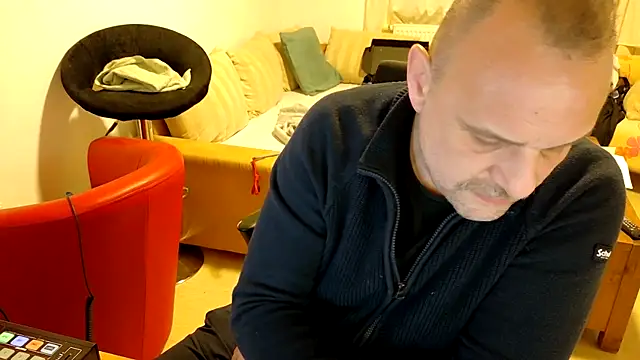 Snapshot of Jeflitschte@xh chatting on March 2026 06:25:01 PM Jeflitschtexh online show from March 2026 06:25:01 PM