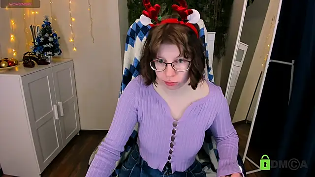 Snapshot of Melissa_Wells chatting on December 2024 08:36:02 PM Melissa Wells online show from December 2024 08:36:02 PM
