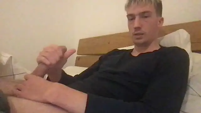 hungandfun05 online show from December 2024 01:37:01 AM