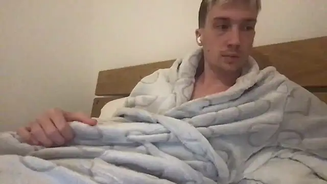 hungandfun05 online show from December 2024 07:57:01 PM