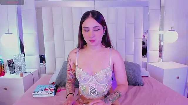 Luciana 66 online show from February 2025 01:23:01 AM