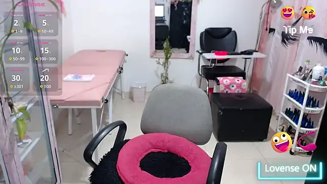 titsbiglovers online show from June 2026 10:55:01 PM