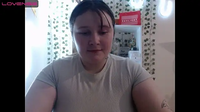 Light Luna online show from January 2025 01:58:02 PM