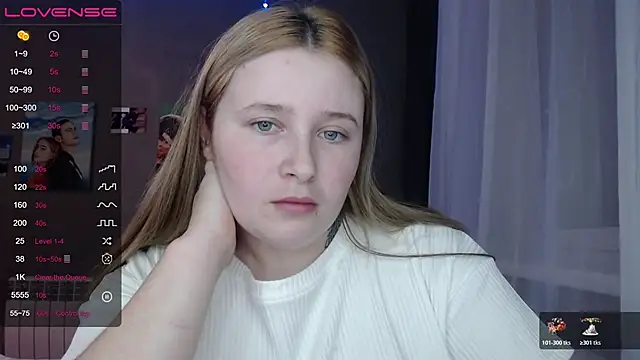 Light Luna online show from November 2025 11:10:02 AM