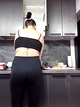 AnaFoxxy online show from April 2026 02:04:02 PM