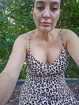 AnaFoxxy online show from June 2026 06:18:01 AM