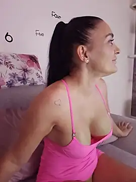 AnaFoxxy online show from July 2026 06:47:02 AM