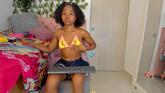 kimmysantoo online show from March 2025 12:20:01 PM