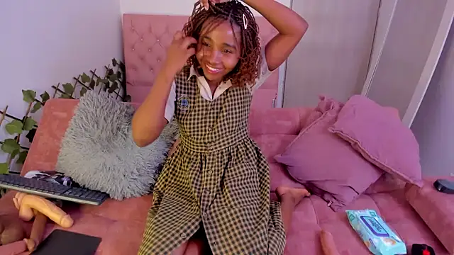 kimmysantoo online show from November 2025 12:03:01 PM