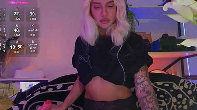 Snapshot of Alice_omg chatting on December 2024 04:06:01 PM Alice omg online show from December 2024 04:06:01 PM