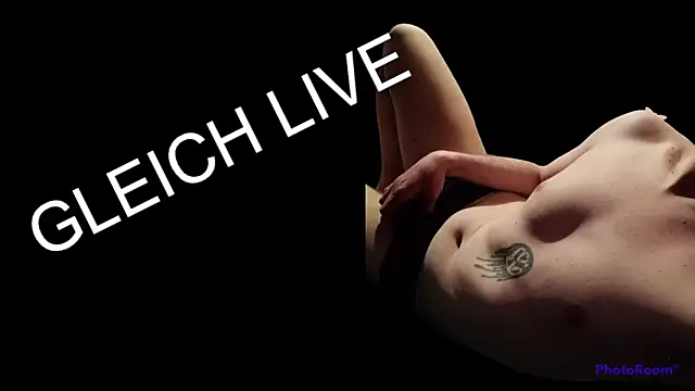 Markxen cam online show from September 2025 01:43:01 AM