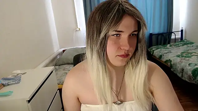 EvaMiron online show from March 2026 09:38:02 AM