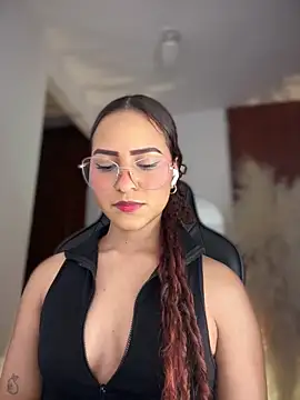 Snapshot of gretta_kler1 chatting on May 2026 12:50:02 AM gretta kler1 online show from May 2026 12:50:02 AM