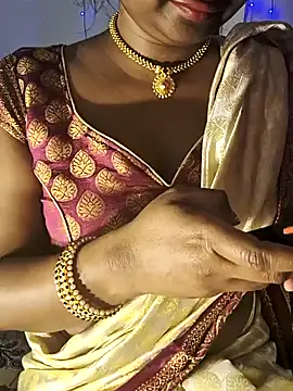 FANTASY QUEEN 07 online show from March 2025 10:35:02 AM