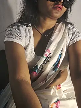 FANTASY QUEEN 07 online show from June 2026 06:52:02 AM