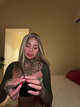 bambixboo online show from June 2026 09:57:01 PM