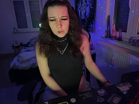 kinkygirl420x online show from January 2025 08:18:02 PM