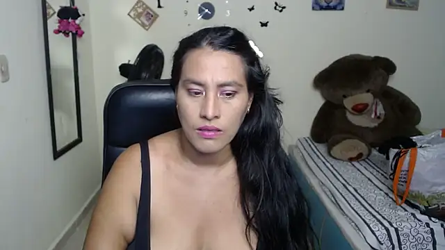 Snapshot of Debora_1_2_3 chatting on March 2025 01:46:02 AM Debora 1 2 3 online show from March 2025 01:46:02 AM