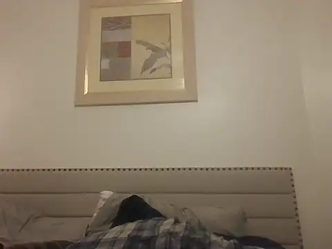 Snapshot of CaramelDipper chatting on December 2024 11:58:01 AM CaramelDipper online show from December 2024 11:58:01 AM