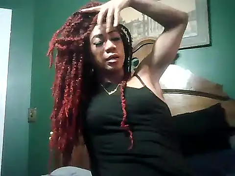 Snapshot of CaramelDipper chatting on December 2024 01:15:02 AM CaramelDipper online show from December 2024 01:15:02 AM