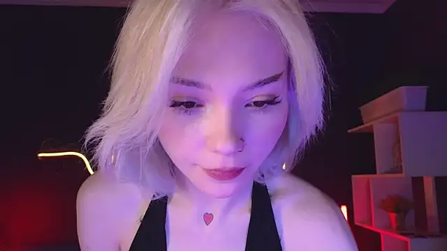 Snapshot of SandraBoyl chatting on January 2025 01:16:02 AM SandraBoyl online show from January 2025 01:16:02 AM