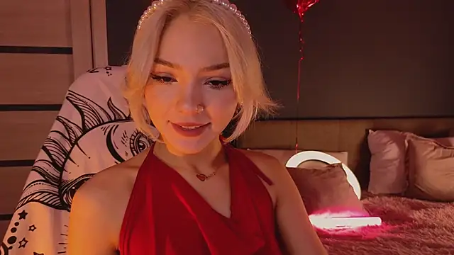 Snapshot of SandraBoyl chatting on March 2025 01:05:02 AM SandraBoyl online show from March 2025 01:05:02 AM