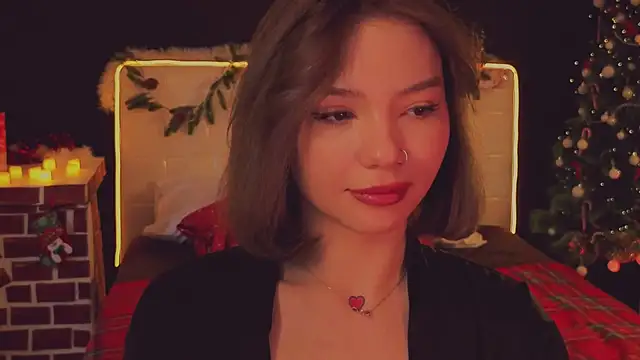 Snapshot of SandraBoyl chatting on December 2025 08:52:02 AM SandraBoyl online show from December 2025 08:52:02 AM